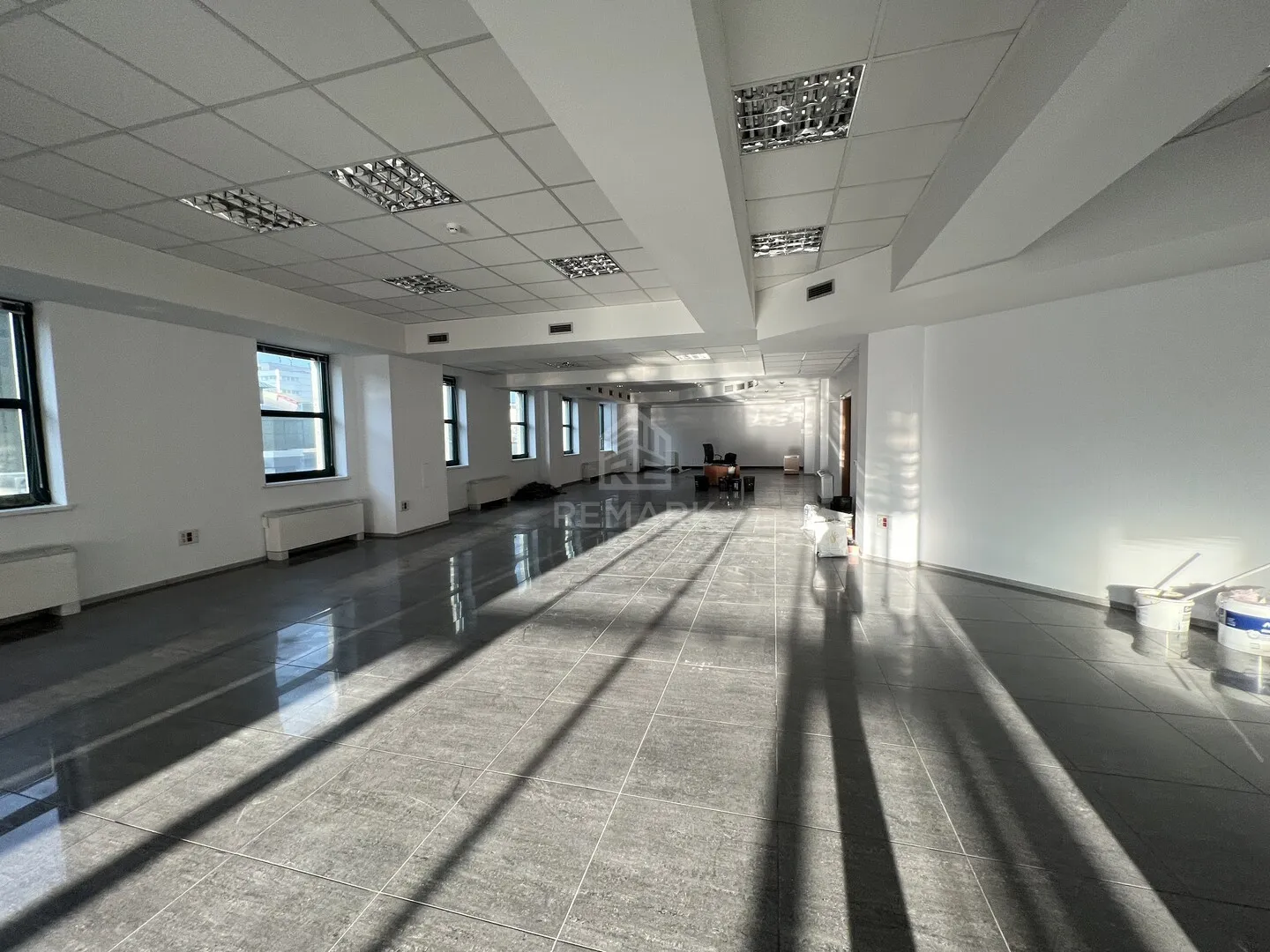 Birou, 1 100 m² — Imagine 3