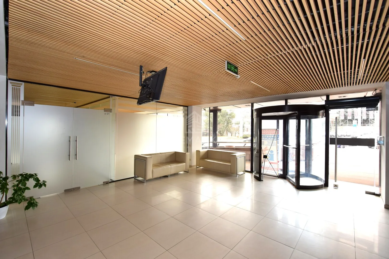 1-bedroom office, 96 m² — Image 3