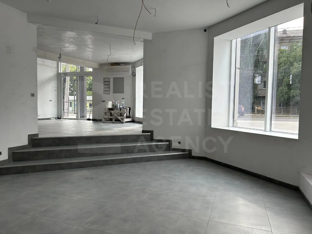Spațiu comercial, 136 m² — Imagine 1