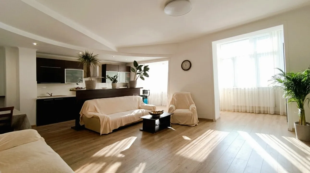 4-комнатная квартира, 128 м² — Изображение 1