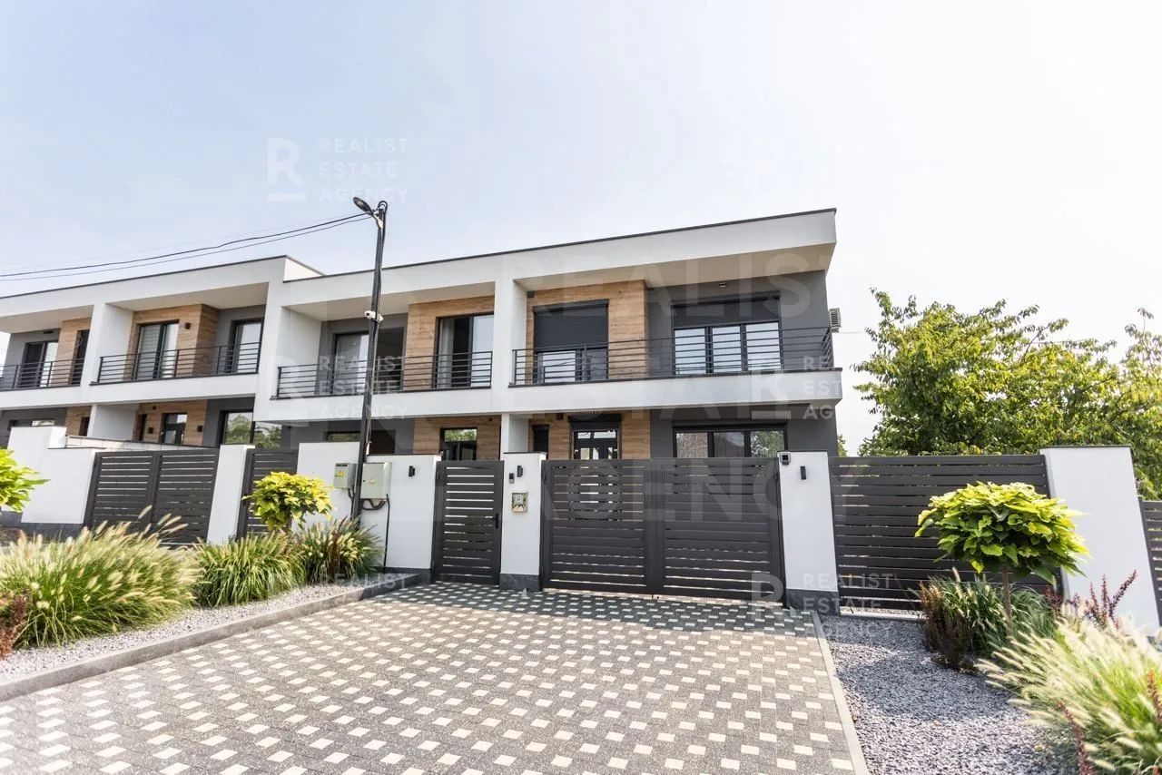 2-этажный дом, 3 комнаты, 150 м² — Изображение 1