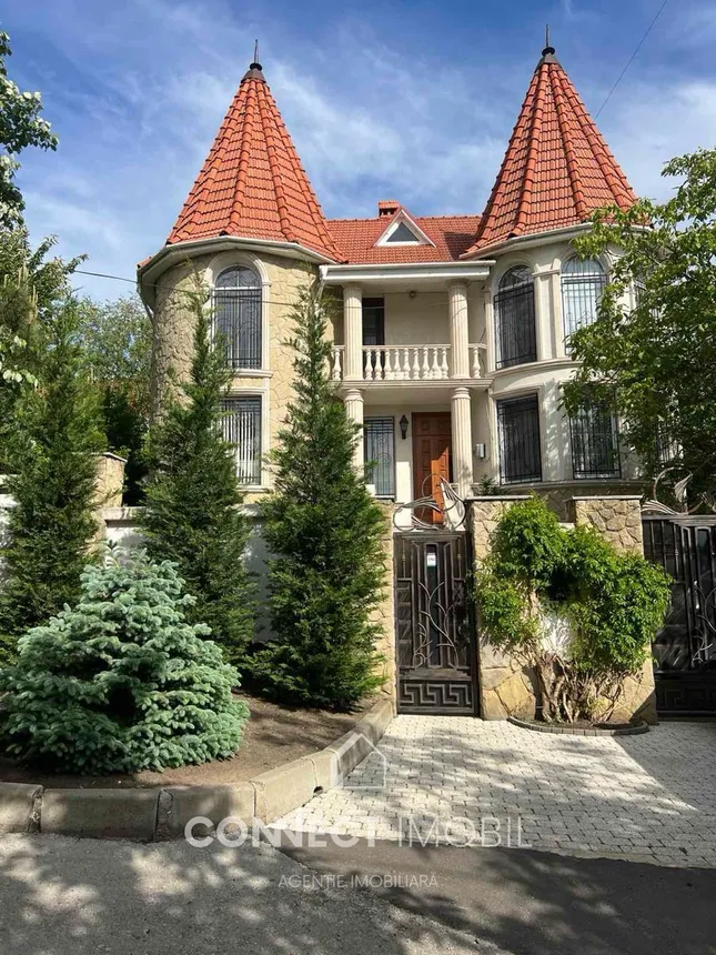 3-этажный дом, 4 комнаты, 340 м² — Изображение 1