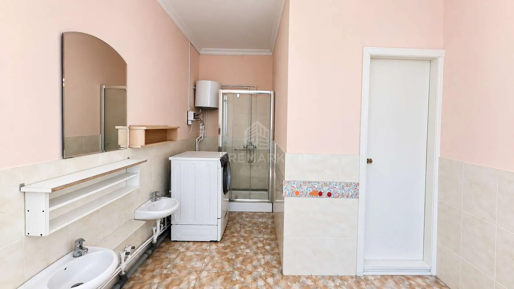 1-bedroom office, 60 m² — Image 2