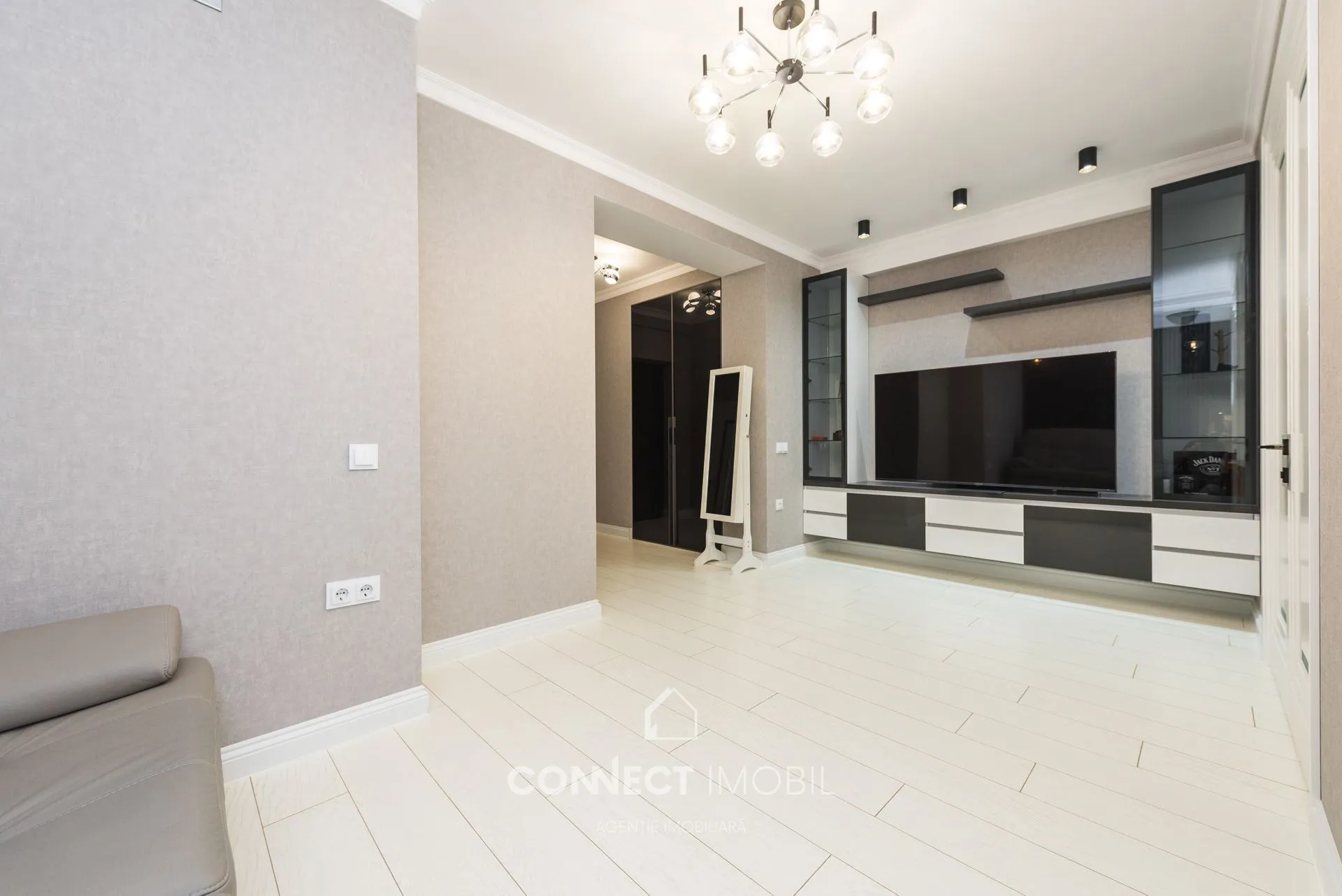 1-bedroom apartment, 47 m² — Image 1