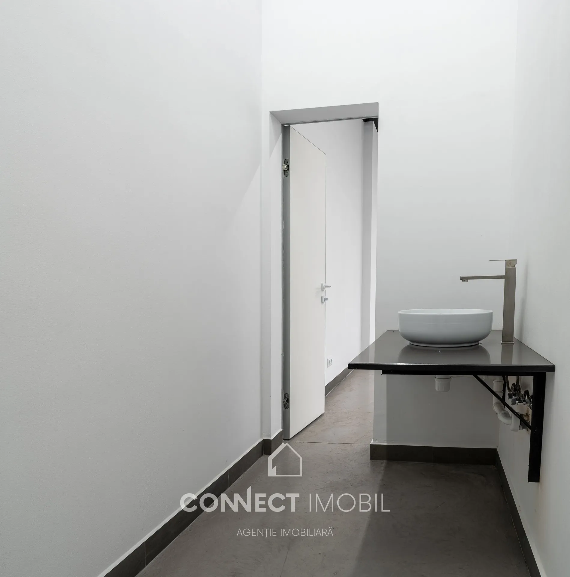 Spațiu comercial, 1 000 m² — Imagine 2