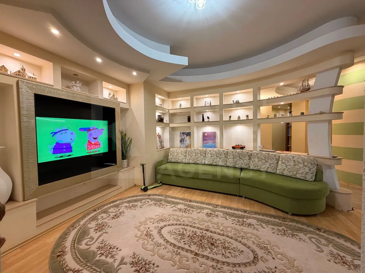 3-комнатная квартира, 115 м² — Изображение 1