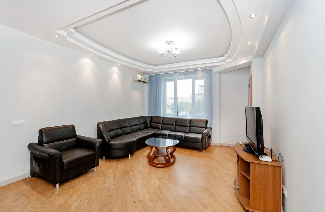 2-bedroom apartment, 80 m² — Image 1