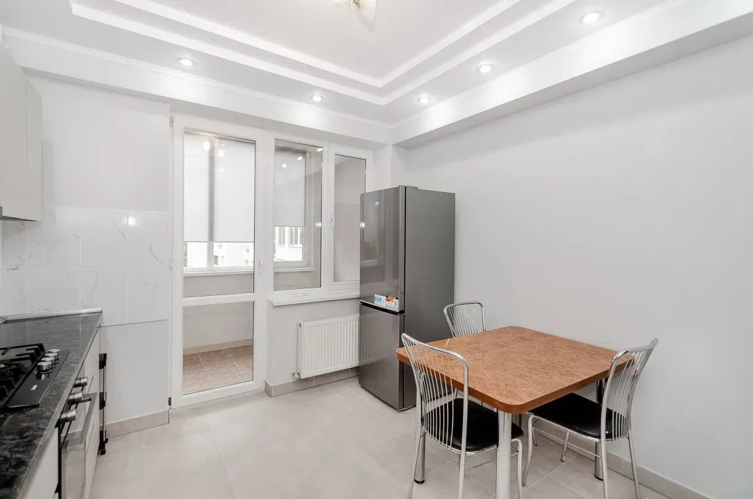 2-bedroom apartment, 80 m² — Image 2