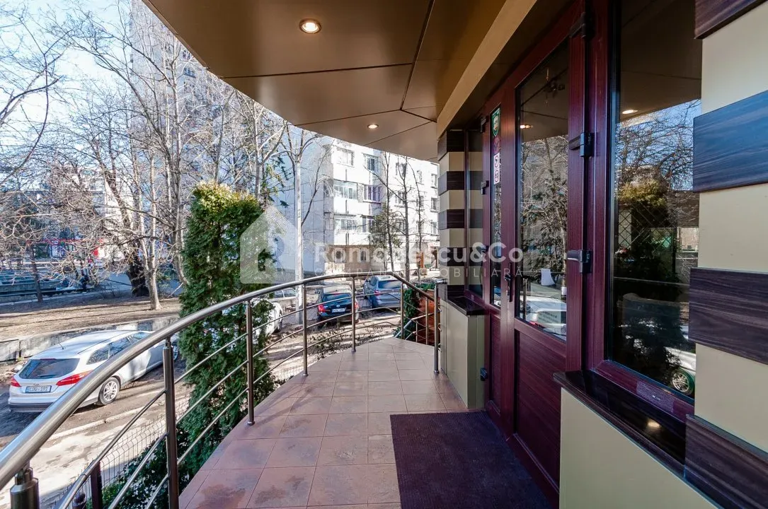 Spațiu comercial, 142 m² — Imagine 4