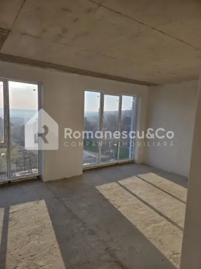 4-этажный дом, 4 комнаты, 380 м² — Изображение 2
