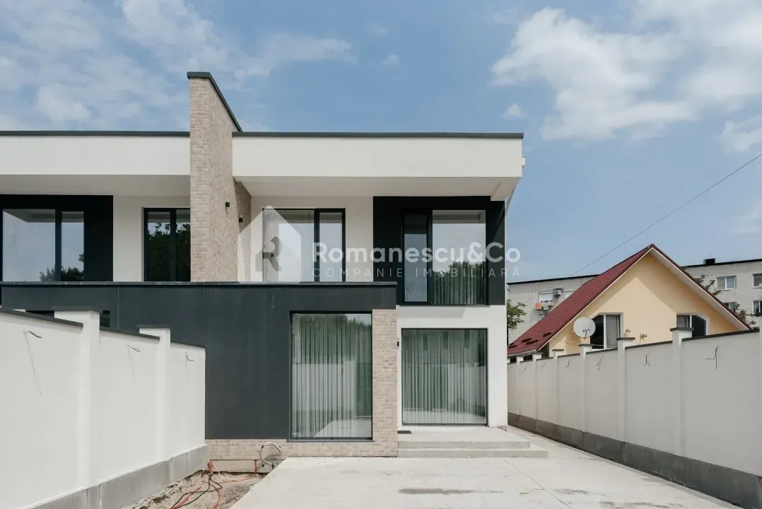 4-этажный дом, 3 комнаты, 220 м² — Изображение 1