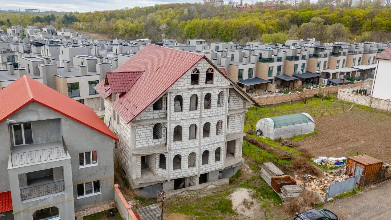 4-этажный дом, 8 комнат, 580 м² — Изображение 4