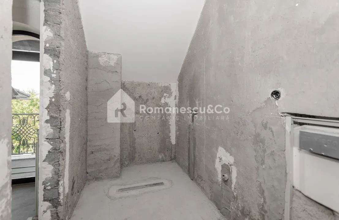 4-etaje casă, 6 camere, 350 m² — Imagine 2