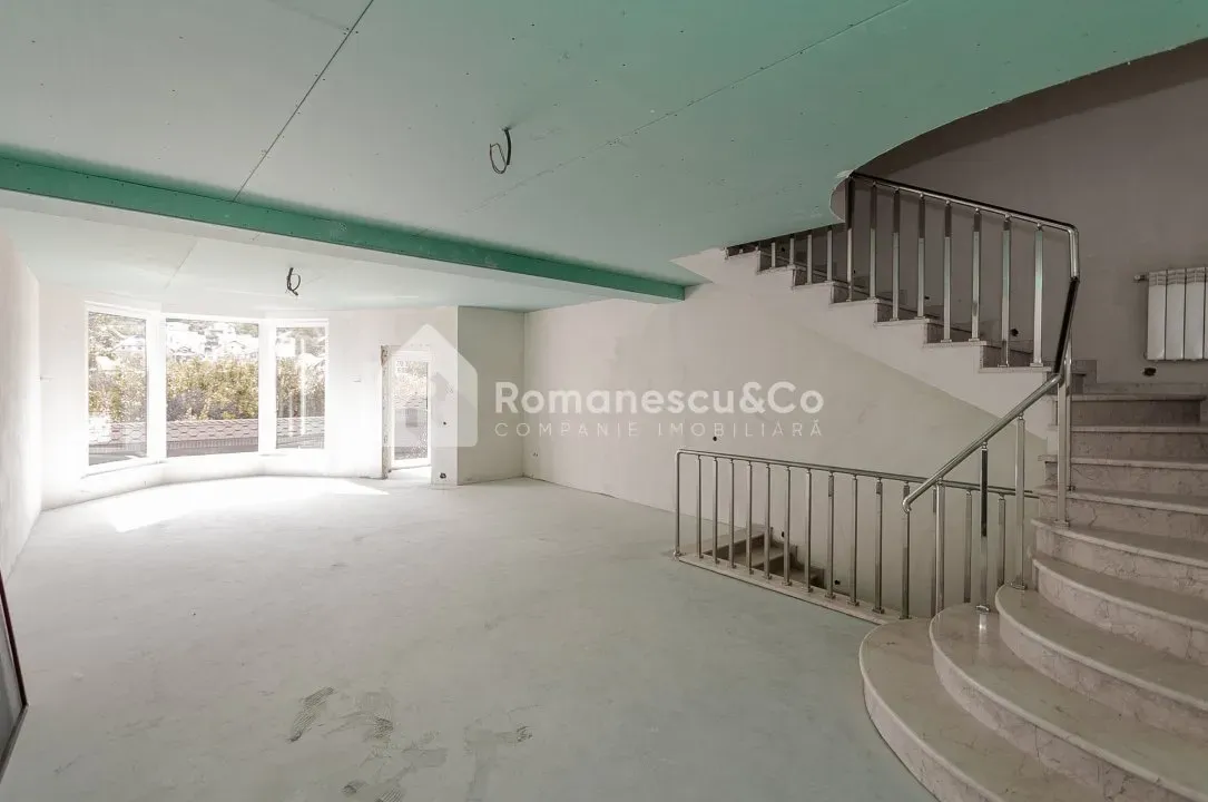 2-etaje casă, 3 camere, 225 m² — Imagine 4