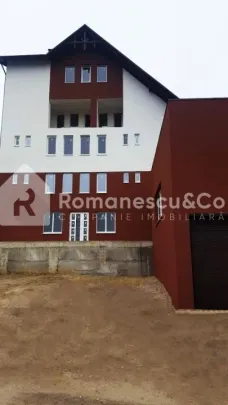 2-etaje casă, 15 camere, 734 m² — Imagine 4