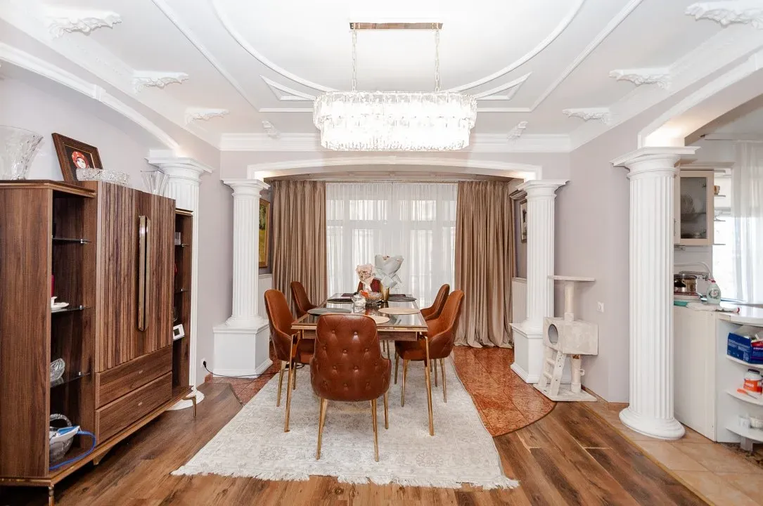 4-комнатная квартира, 200 м² — Изображение 3