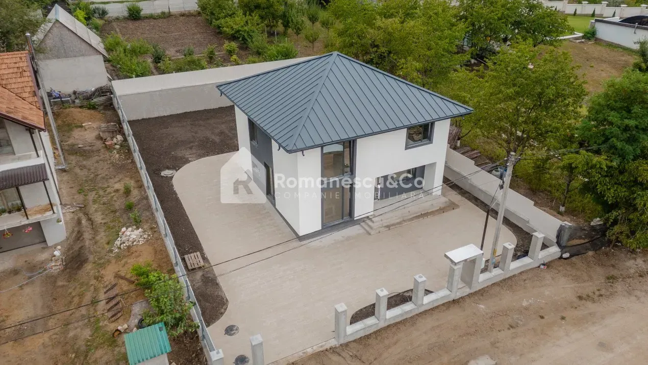 2-этажный дом, 4 комнаты, 160 м² — Изображение 1