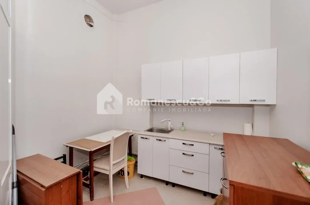 Spațiu comercial, 83 m² — Imagine 2