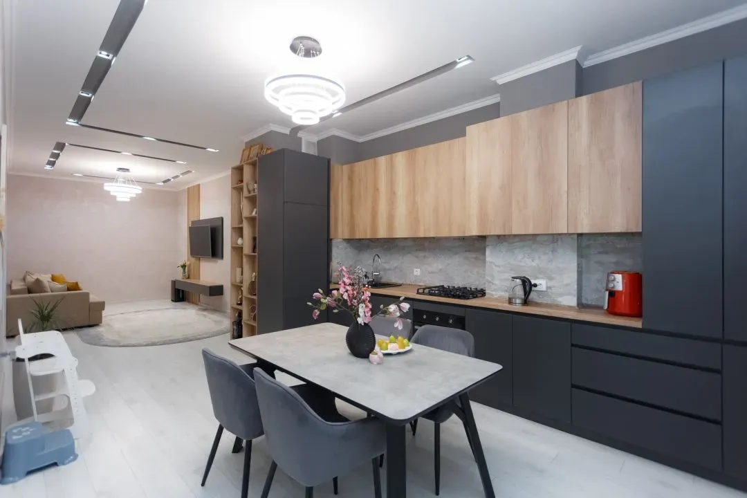 3-camere apartament, 105 m² — Imagine 2