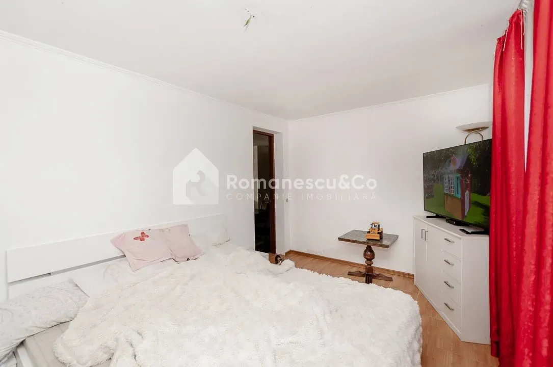 2-etaje casă, 4 camere, 180 m² — Imagine 4